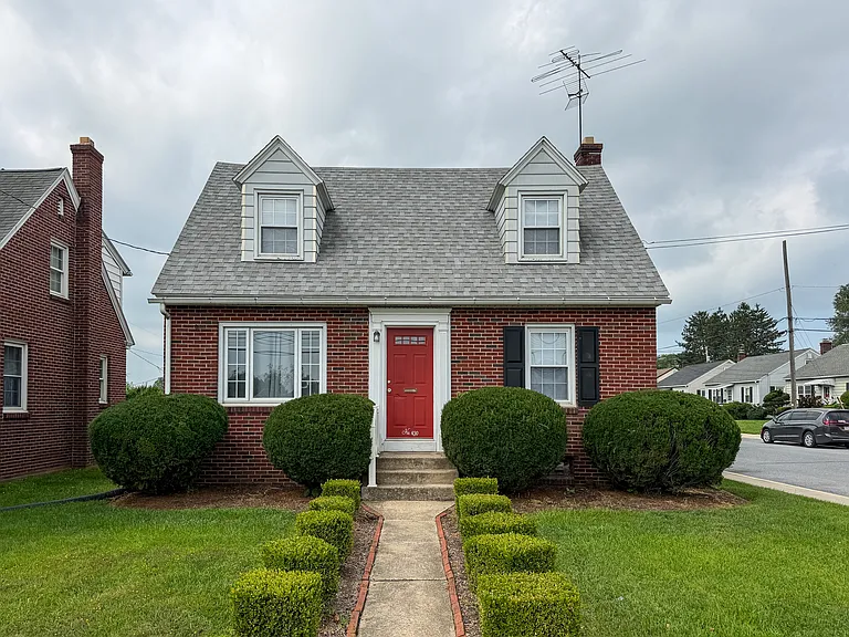 430 Brimmer Ave — Photo 1