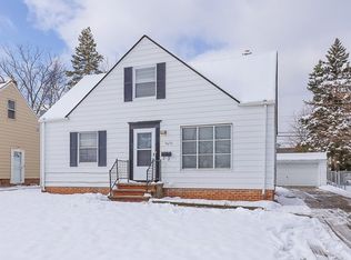 5670 Sunny Lane Rd, Maple Heights, OH 44137