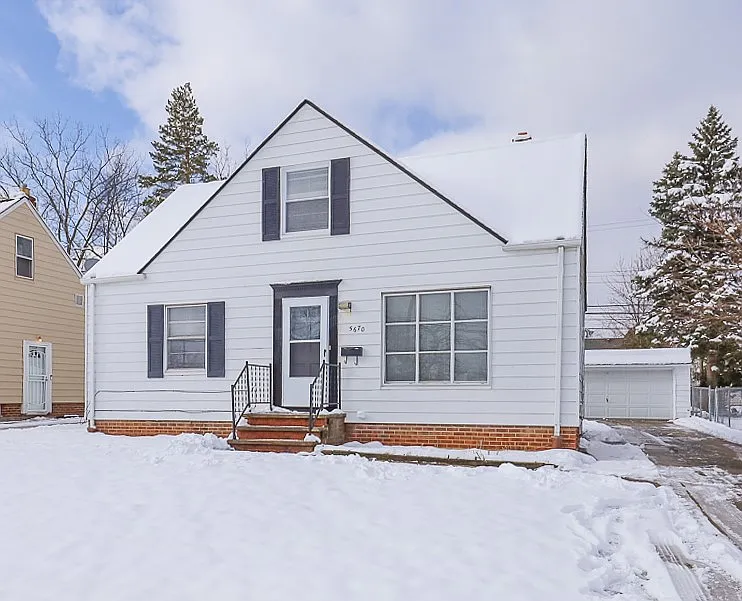 5670 Sunny Lane Rd photo 1