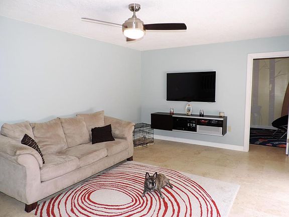 4th image of 6009 SE Windsong Ln
