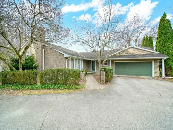 3811 Midberry Rd, Jackson, MI 49203