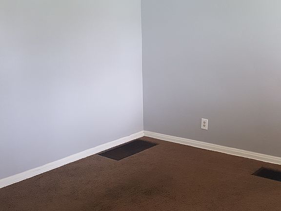 4th image of 2838 Columbus Ave