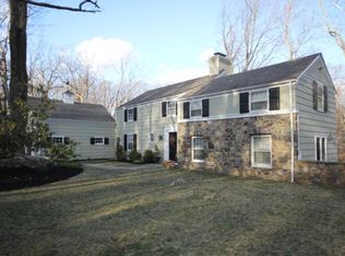 95 Marcourt Dr, Chappaqua, NY 10514