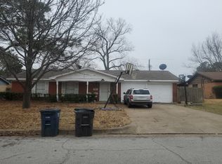 7416 Van Natta Ln, Fort Worth, TX 76112