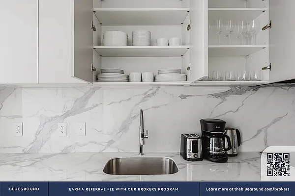 Rented by The Blueground | media 9