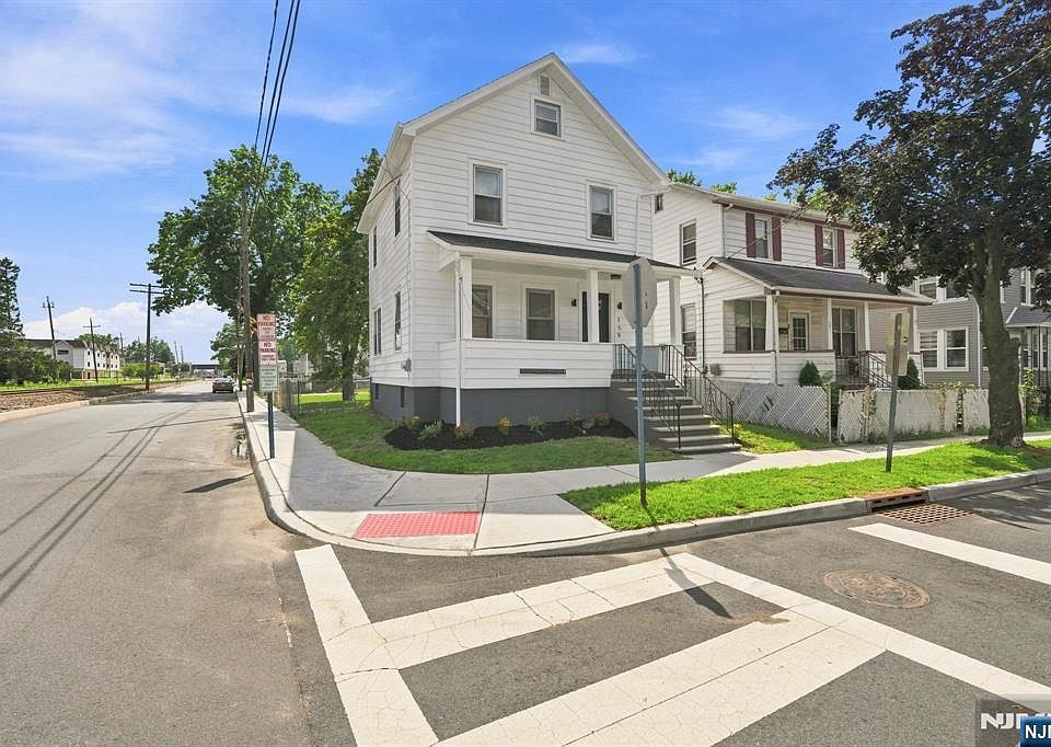 1st image of 159 Berdan Pl