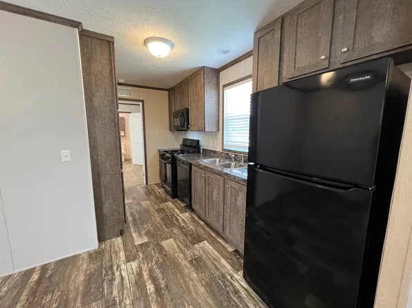 91 Poppy Dr, Fenton, MO 63026