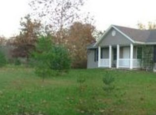 1641 Oak Ridge Rd, Brighton, IL 62012