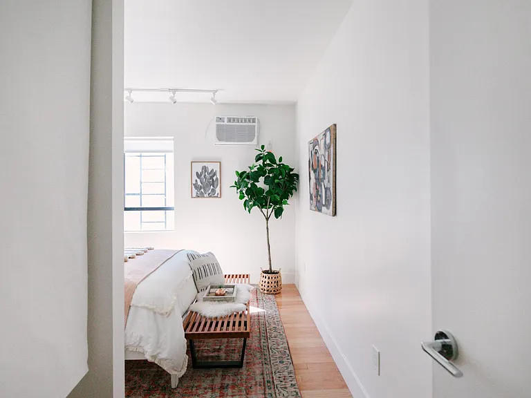 517 N Heliotrope Dr #517.25 — Photo 14