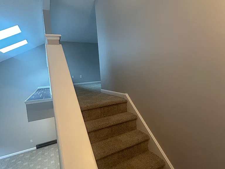 482 East St #18 — Photo 11