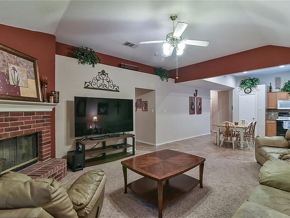 5th image of 6200 Brookknoll Dr