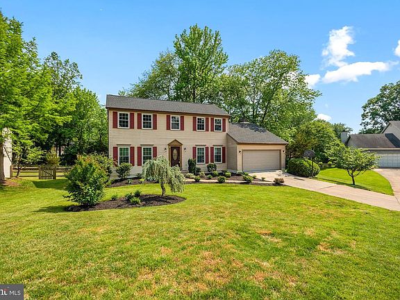4th image of 12563 Mary Powell Ln