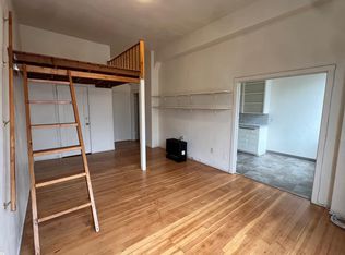3225 Grand Ave #16, Oakland, CA 94610