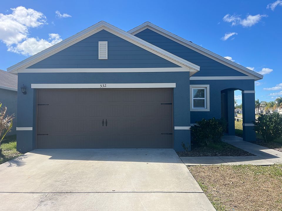1st image of 532 Armoyan Way