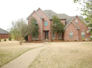 202 Country Club Pkwy, Maumelle, AR 72113