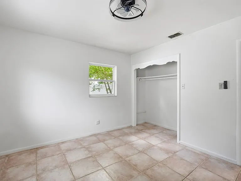 3106 W Braddock St — Photo 11