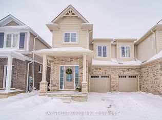 9348 White Oak Ave, Niagara Falls, ON L2G3P6