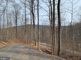 917 Ccc Rd, Linden, VA 22642