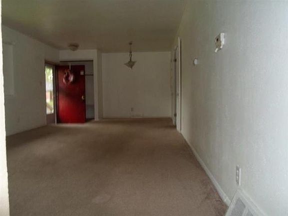 4th image of 3 Nona Dr