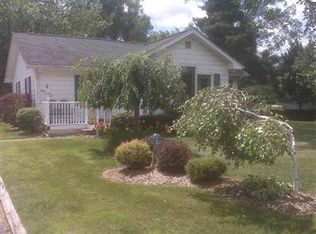 822 Baird St, Holly, MI 48442