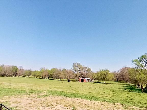 3rd image of 3314 Jay Bird Ln