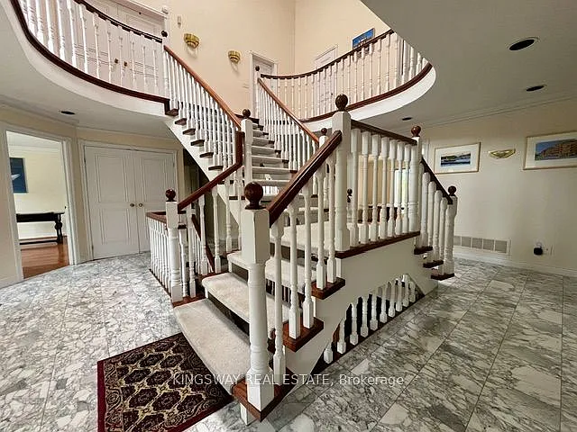6 bed, $7,700 — Photo 4