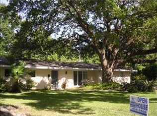 27 Idlewood Pl, River Ridge, LA 70123