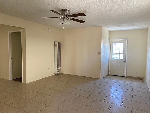 3rd image of 222 East Ave #14