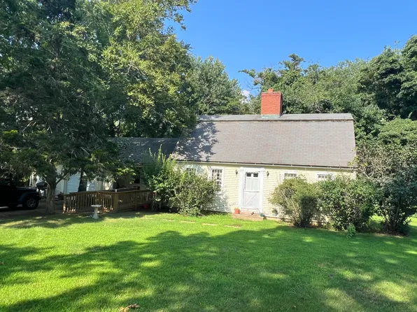 103 Scott Road, East Lyme, CT 06333