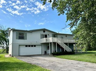 1106 Lake Shore Dr, Rushville, MO 64484