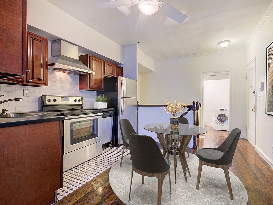 1st image of 314 W 58th St