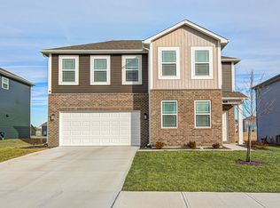 2214 Warbler St, Danville, IN 46122