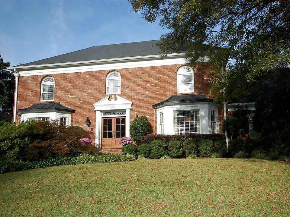 1st image of 2887 Oakleigh Ln