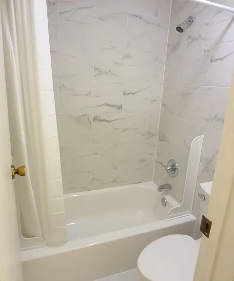 512 E Monroe Dr #D425 — Photo 13