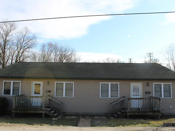 420 E South 1st St, Shelbyville, IL 62565