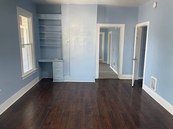5th image of 1419 Sunset Ave #1