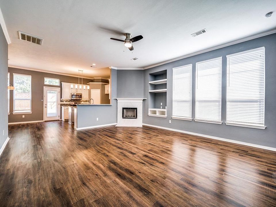 1st image of 1079 Port Sullivan Dr