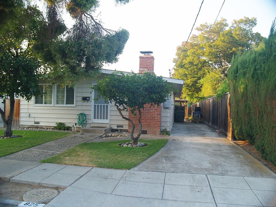 1st image of 825 Coolidge Ave