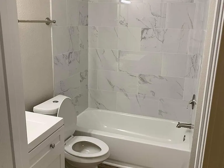 442 E Burgess Rd — Photo 3