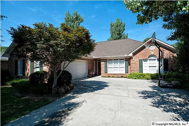 1st image of 2835 Willowick Trl SE