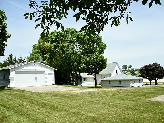 Extra garage