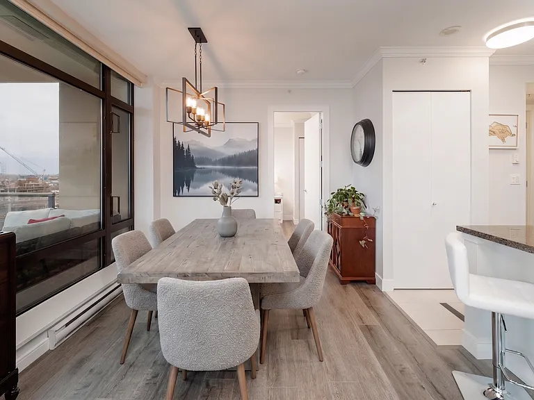 2345 Madison Ave #1503 — Photo 23