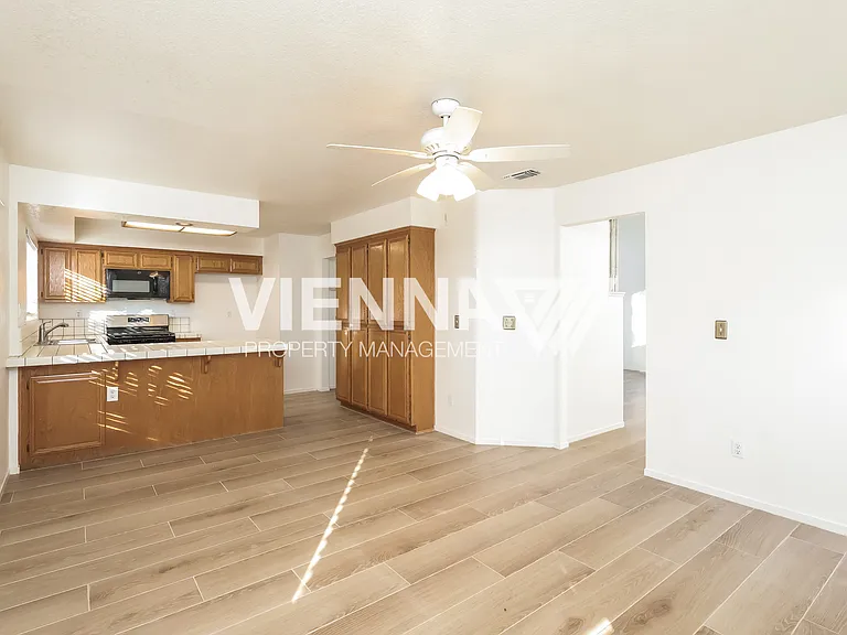 8263 Windwood Way — Photo 3
