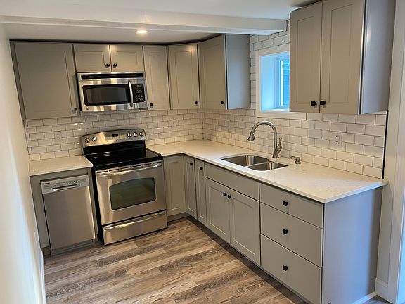 2nd image of 11 16th St #A