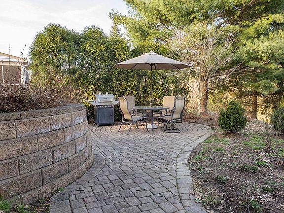 4th image of 6242 Kaywood Dr