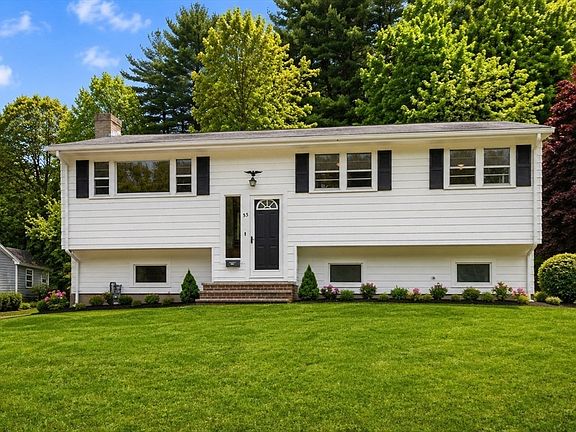 2nd image of 33 Heather Dr