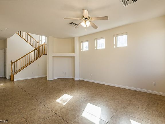 5th image of 672 Marlberry Pl