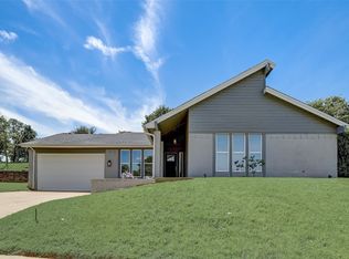 3812 Steeplewood Ct, Bedford, TX 76021
