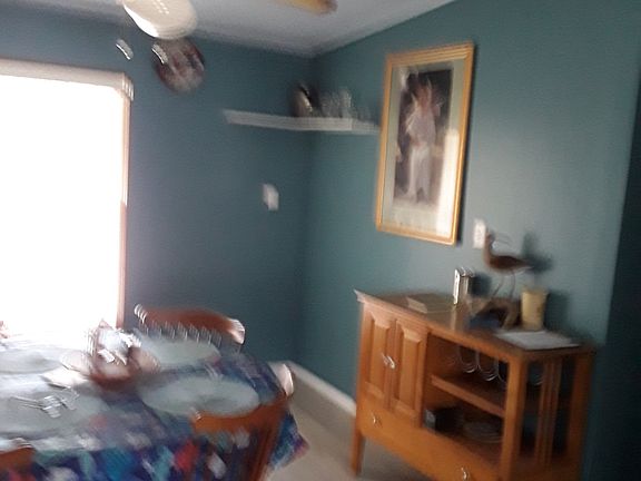 3rd image of 6271 Shenandoah Ave