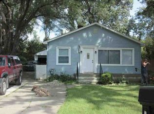 39214 Charbeneau St, Clinton Township, MI 48036